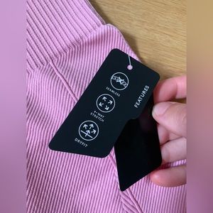 NWT Seamless Light Pink Activewear Shorts